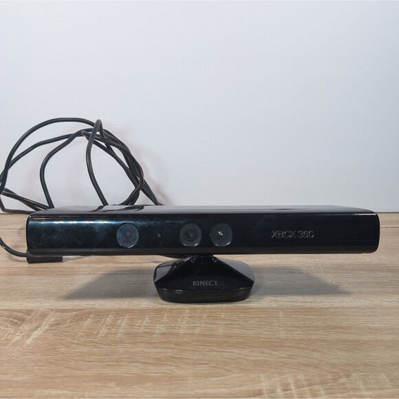 Microsoft Xbox 360 Kinect Sensor Motion Camera – Model 1414 - Picture 1 of 4